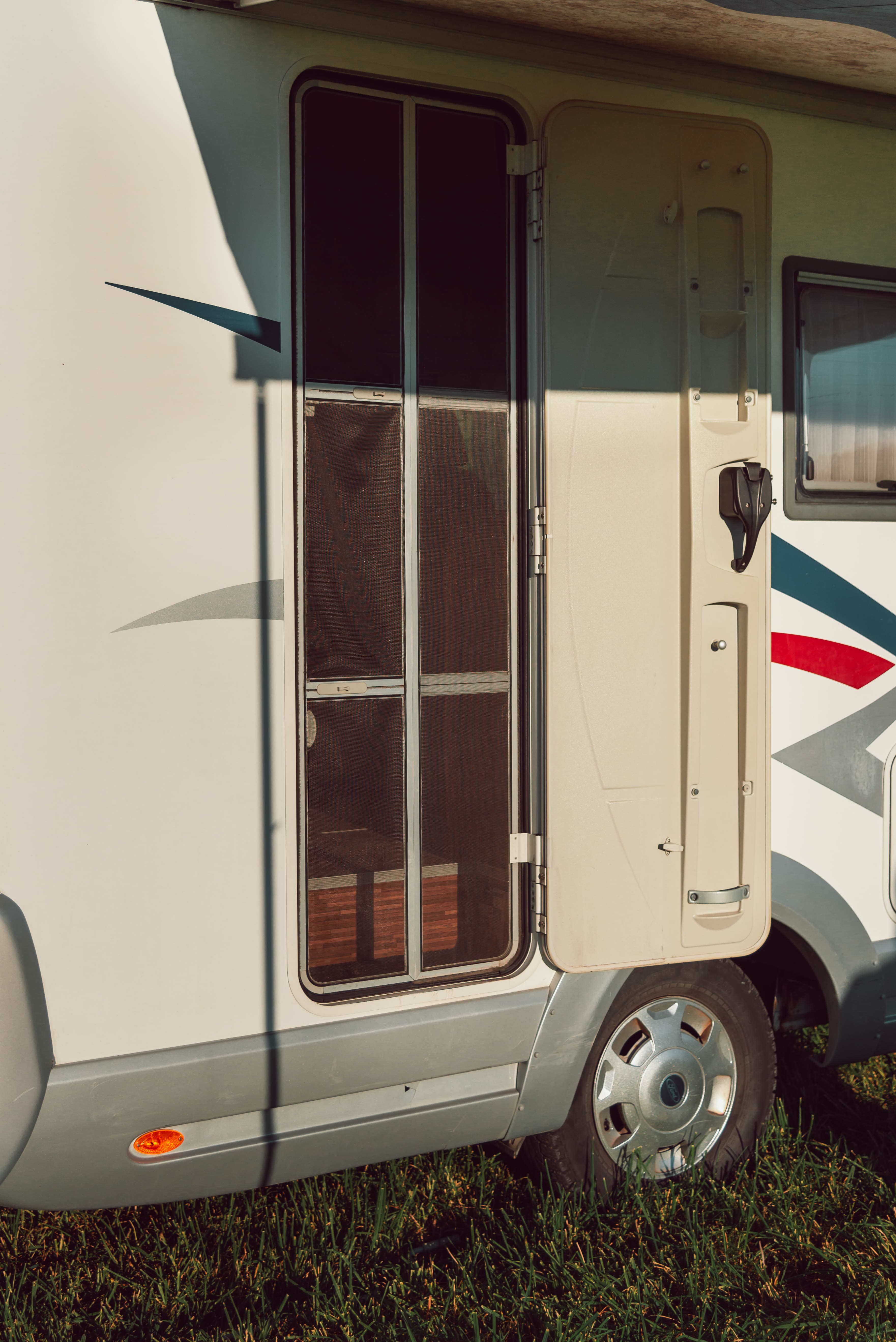 Автодом на базе Ford Transit 350 — фото 3