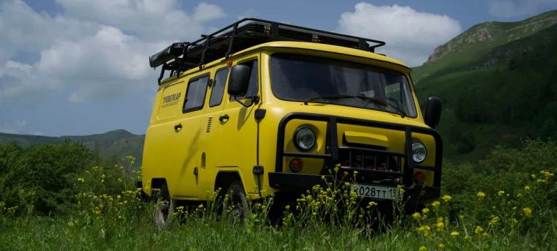 УАЗ Буханка с палаткой на крыше — аренда